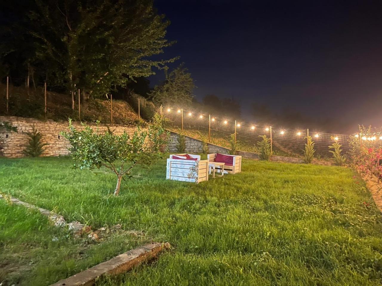 Vila Ardea Berat Bagian luar foto